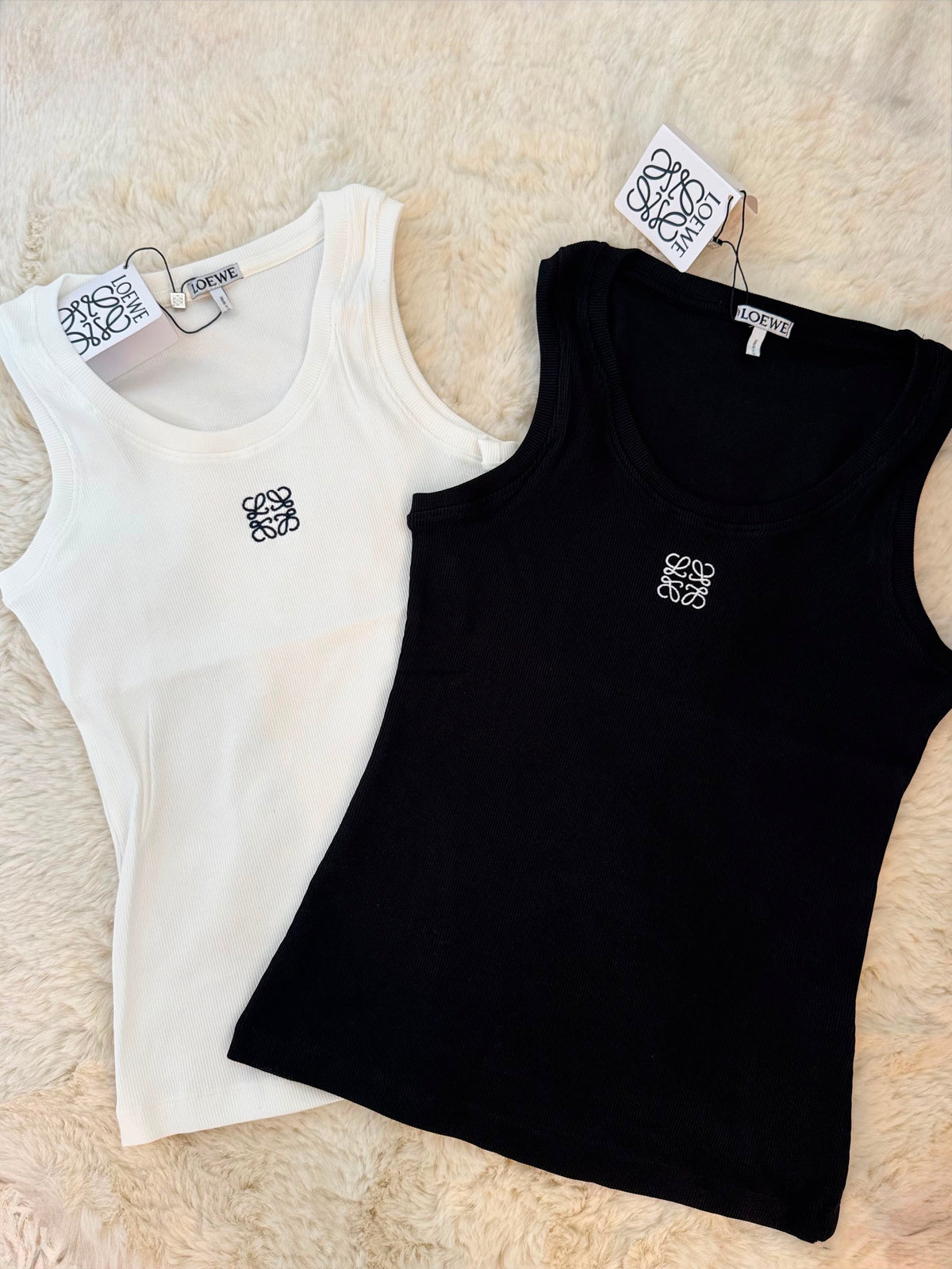 Loewe Ribbed Tank Top – White & Black